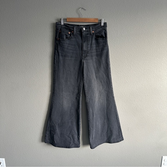 Levi's Denim - Levi’s Gray Ribcage Bell Jeans 30